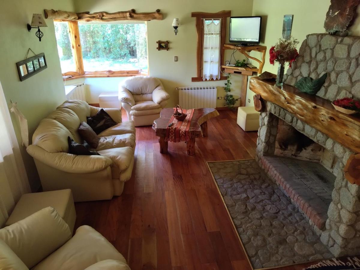 Casa De La Montana Lodge Villa La Angostura